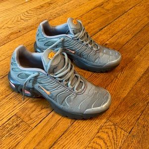 Women’s Nike Air Max